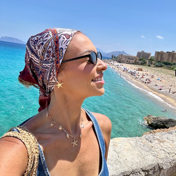 Meet your Posher, Lea - Picture 3 of 8